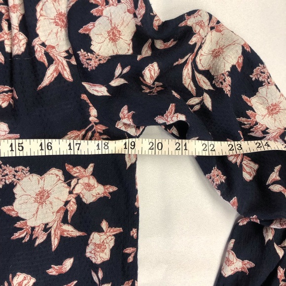 Jessica Simpson Navy Floral Popover Top - Picture 11 of 16
